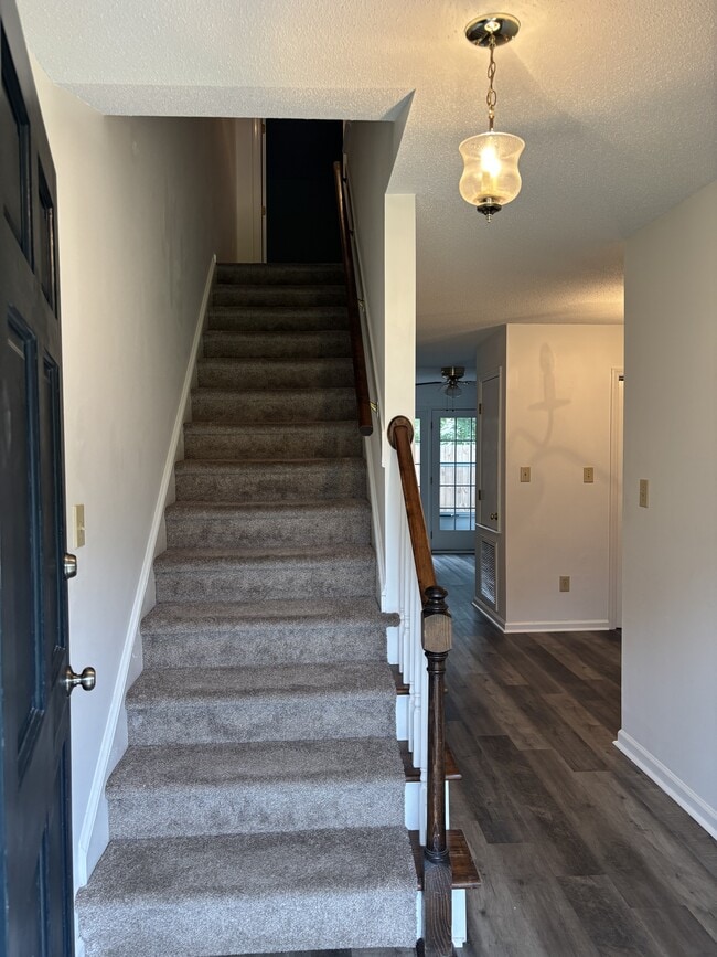 Photo - 209 S Lincoln St