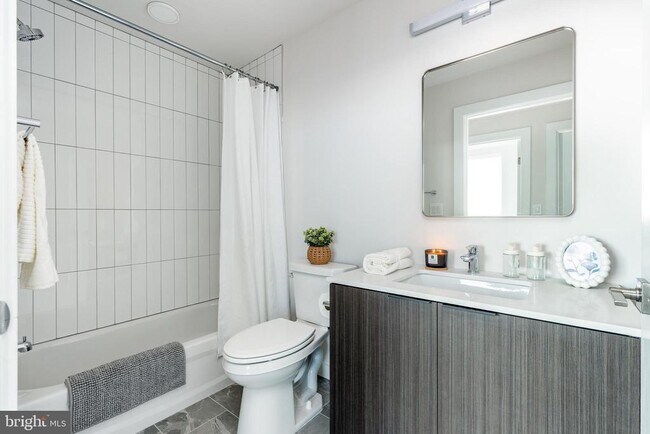 Photo - 1130 N Delaware Ave Unidad 602