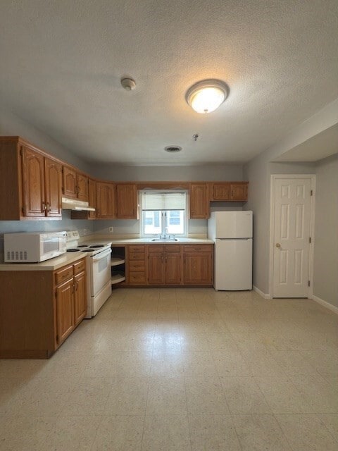 Building Photo - 496 Main St Unit 2 Rental