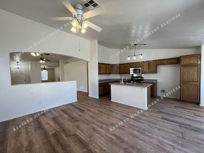 Photo - BEAUTIFUL 3 BEDROOM 2 BATHROOM HOME IN GOODYEAR