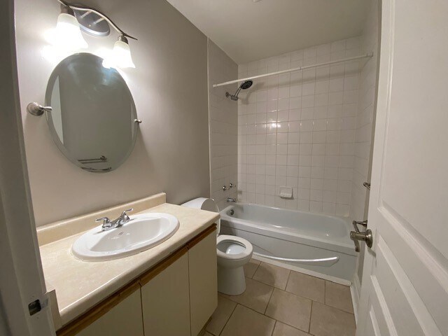 Photo - 1265 Bentley Dr