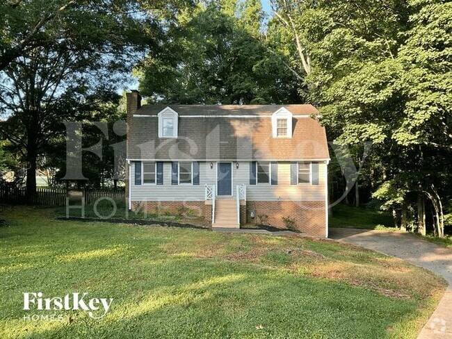 Building Photo - 732 Luxbury Rd Rental