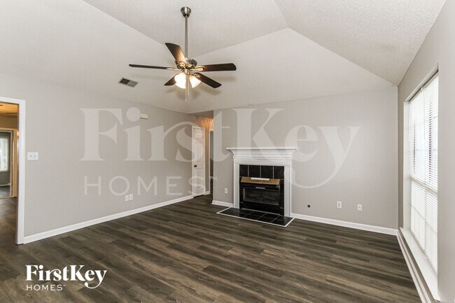 Photo - 2004 Plantation Pkwy