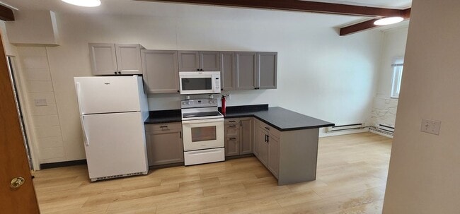 Photo - 311 Division St