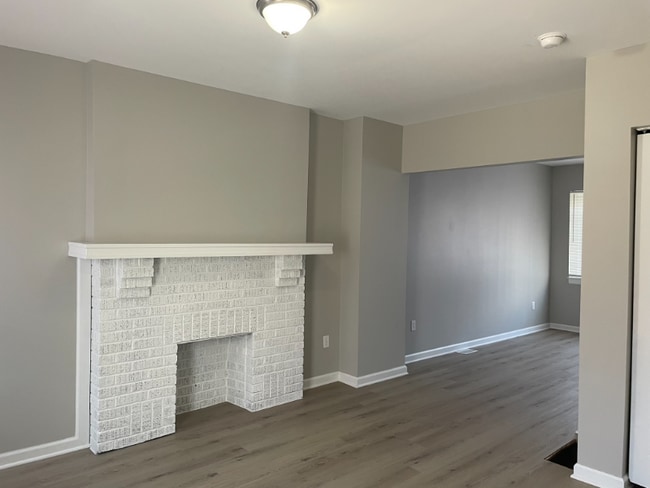 Photo - 113 E 9th Ave Unit 113