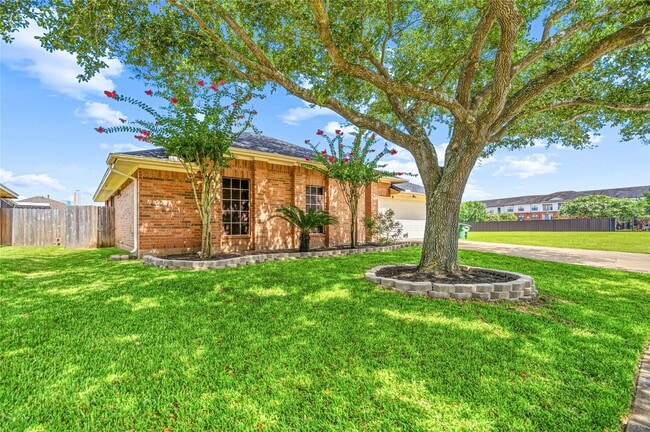Photo - 13515 Gospel Way