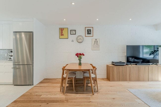 Photo - 10625 Av. Curotte