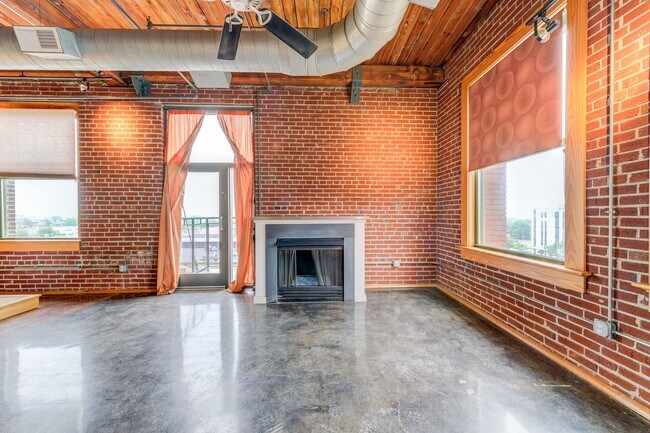 Photo - Huge Luxury 2 Story Condo with Private Roo... Unit 505