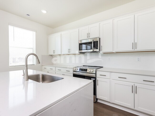 Photo - 1264 South
