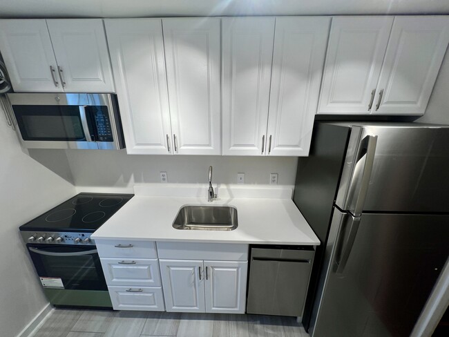 Photo - 310 Ashby St Unidad B