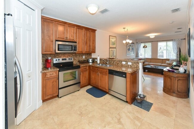 Building Photo - 3033 Waterside Cir Rental