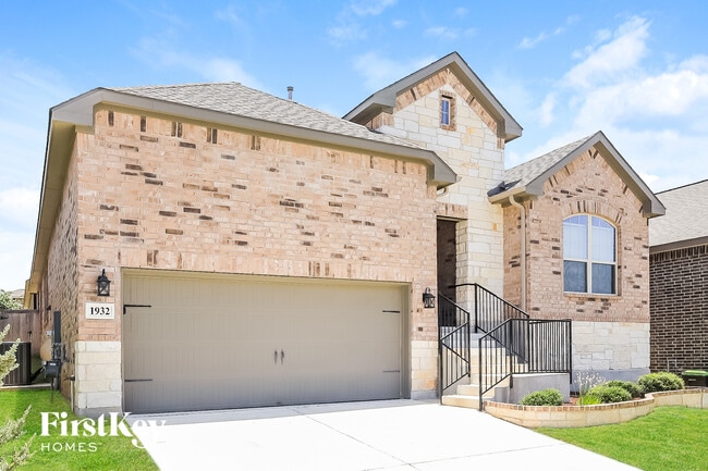 Photo - 1932 Cronus Bnd