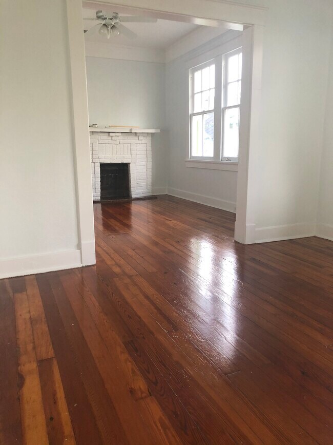 Photo - 5720 Cucullu St Unit 5720 Cucullu