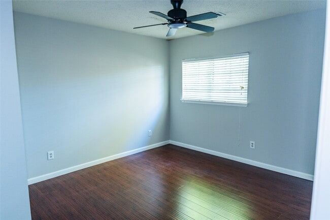 Photo - 6311 Laurel Bush Ln