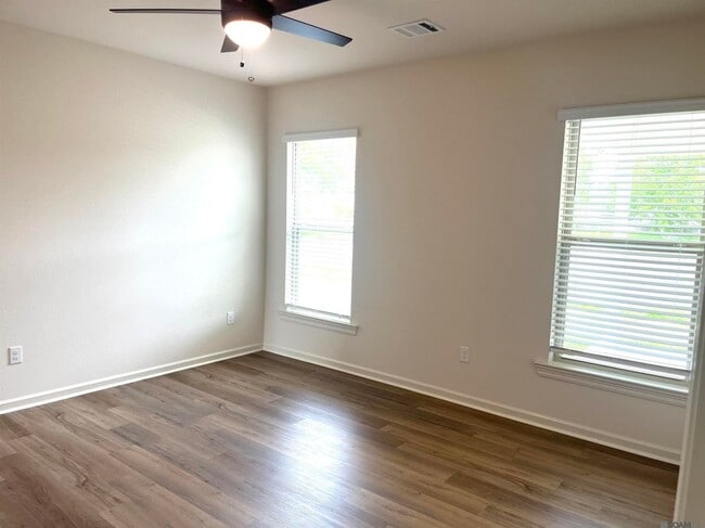 Photo - 35657 Woodland Ridge Dr