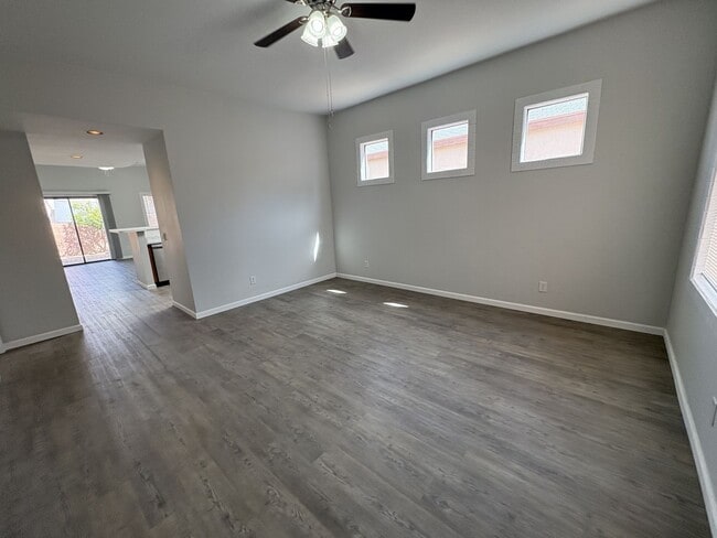 Photo - Rita Ranch Vail School District Single story home