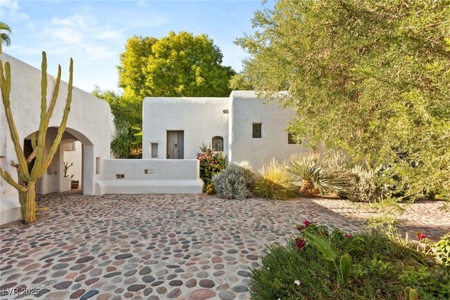 Photo - 7330 N Rainbow Blvd