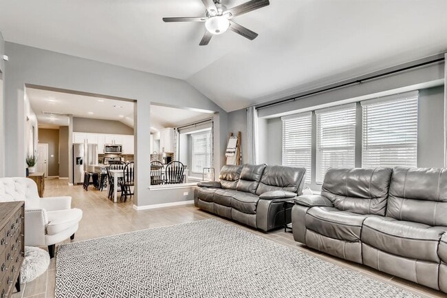 Photo - 148 Fire Wheel Pass