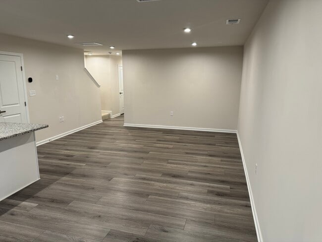 Photo - 1100 Aubrey Mdws Pl