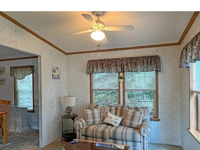 Photo - 36264 King St