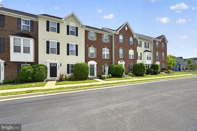 6357 Walcott Ln