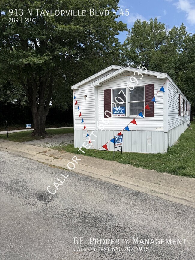 Building Photo - 913 N Taylorville Blvd