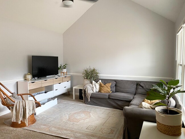 Photo - 1400 Squire Ridge Dr