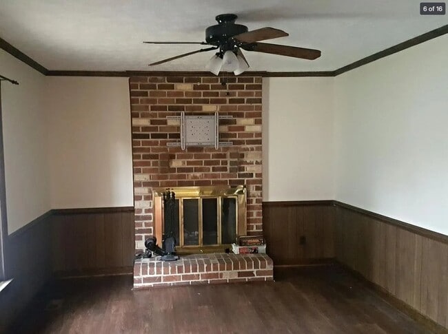 Photo - 1612 Celia Crescent