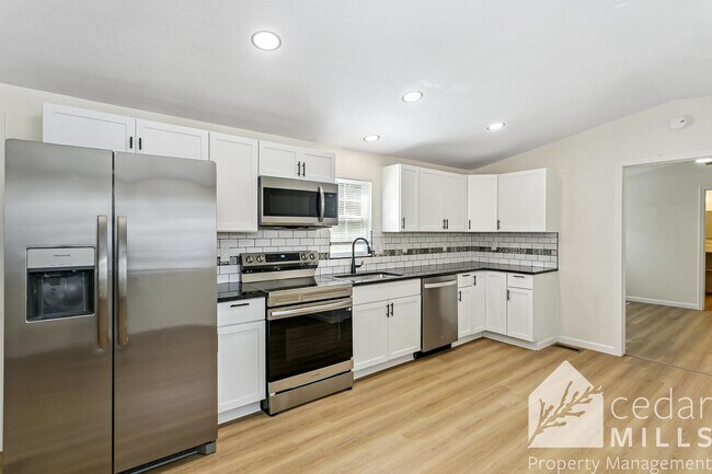Photo - 3 Bed 2 Bath in South Wichita - Space for ...