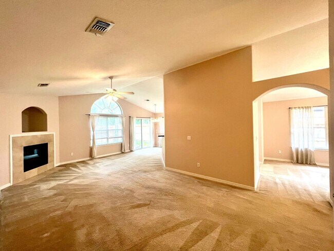 Photo - Nice 3BR/2BA - Convenient to NAS Pensacola