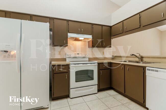 Photo - 1423 Mohrlake Dr