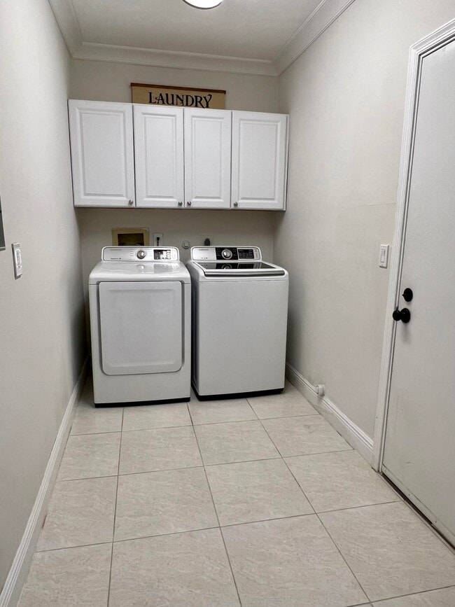 Photo - 1905 Canterbury Cir