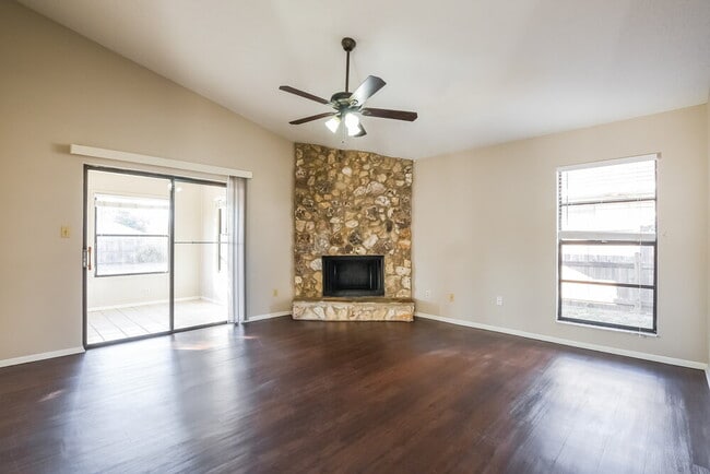 Photo - 1332 Andes Dr