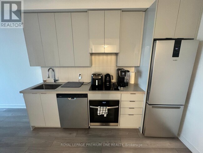 Photo - 498 Caldari Rd Unit 1325
