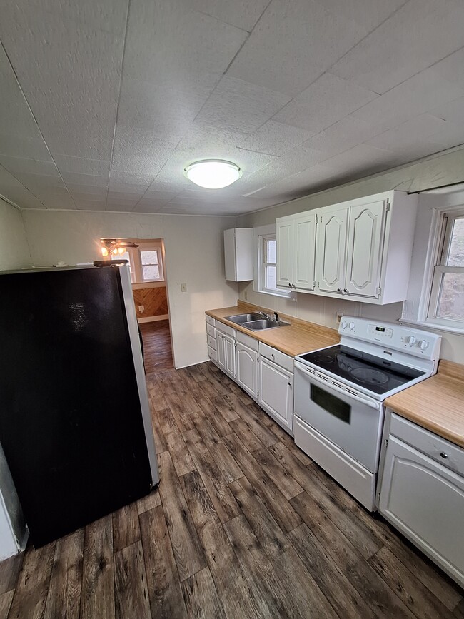 Photo - 5771 Seneca Trail S