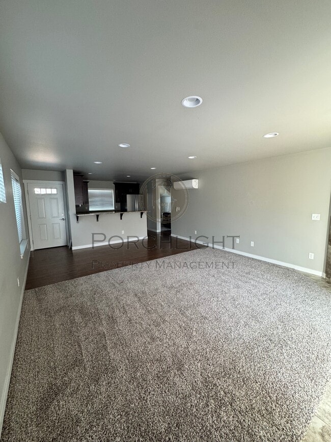 Photo - 8841 Line Rd