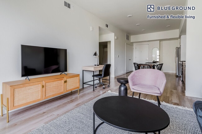 22271 Foothill Blvd Unit SI FL6-ID1695