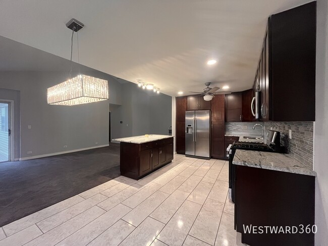 Photo - 1587 Stonehill Ct