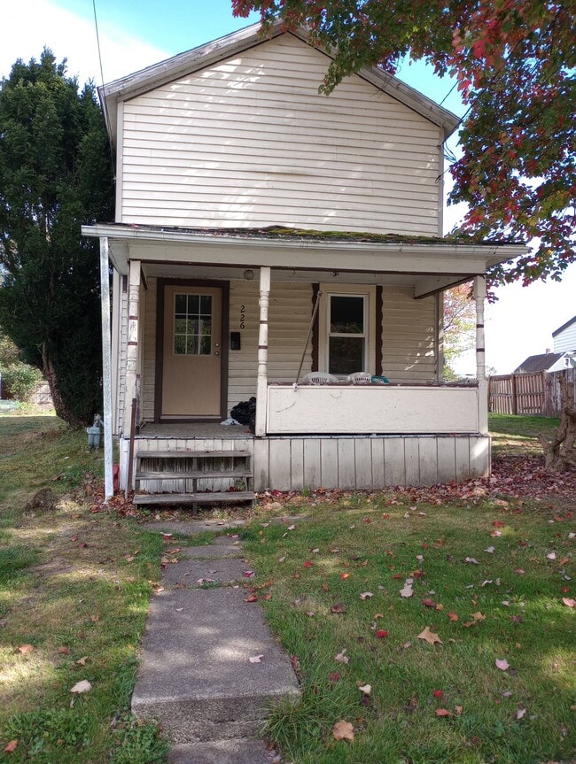 Building Photo - 226 Buffalo St Rental