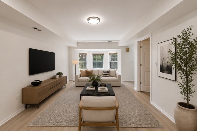 Photo - 3115 N Oakley Ave