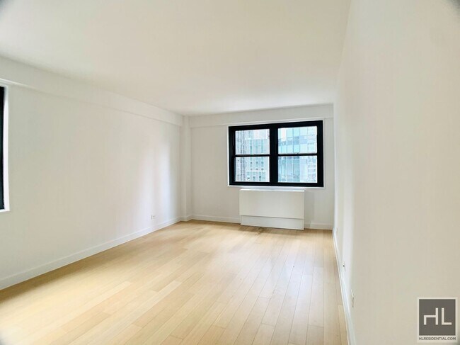 Photo - East 39th Street Unit 13D