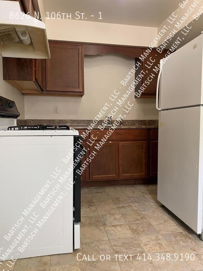 Photo - 8626 N 106th St Unidad 1