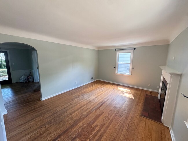 3 Bedroom in Alger Heights! - 3 Bedroom in Alger Heights! Casa