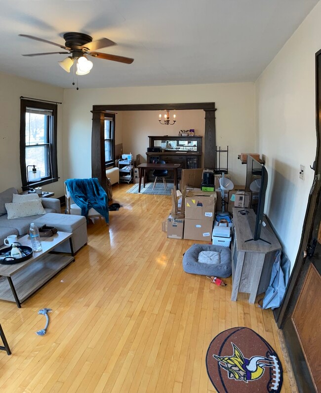 Building Photo - 3615 18th Ave S Unit 4