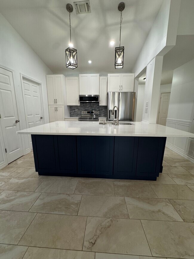 Building Photo - 116 Windrift Dr