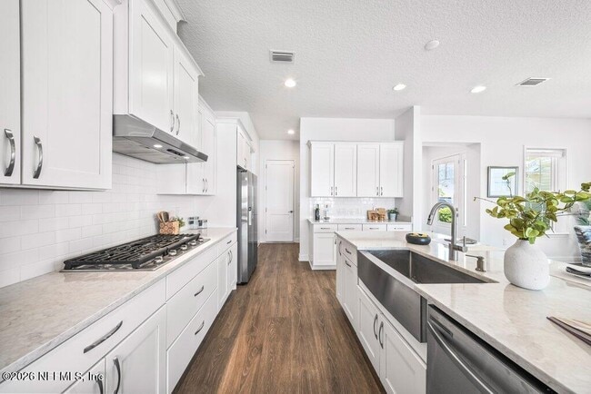 457 Marquesa Cir