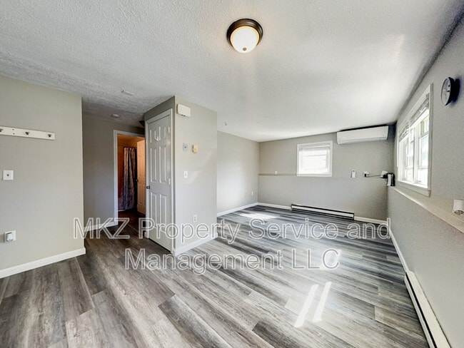 Photo - 51 Glenwood Dr