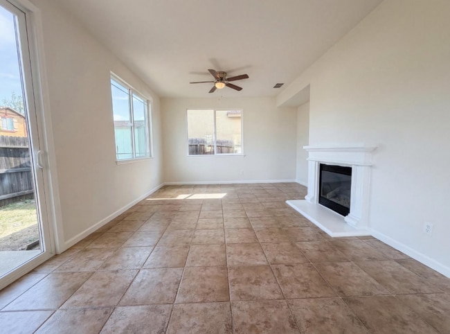 Photo - 400 Caravaggio Cir