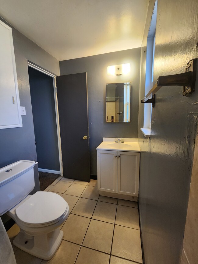 Photo - 1066 Dayton St Apartments Unit 1066
