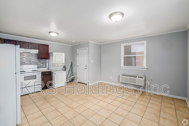 Building Photo - 6741 Rte 1 Unit 12B